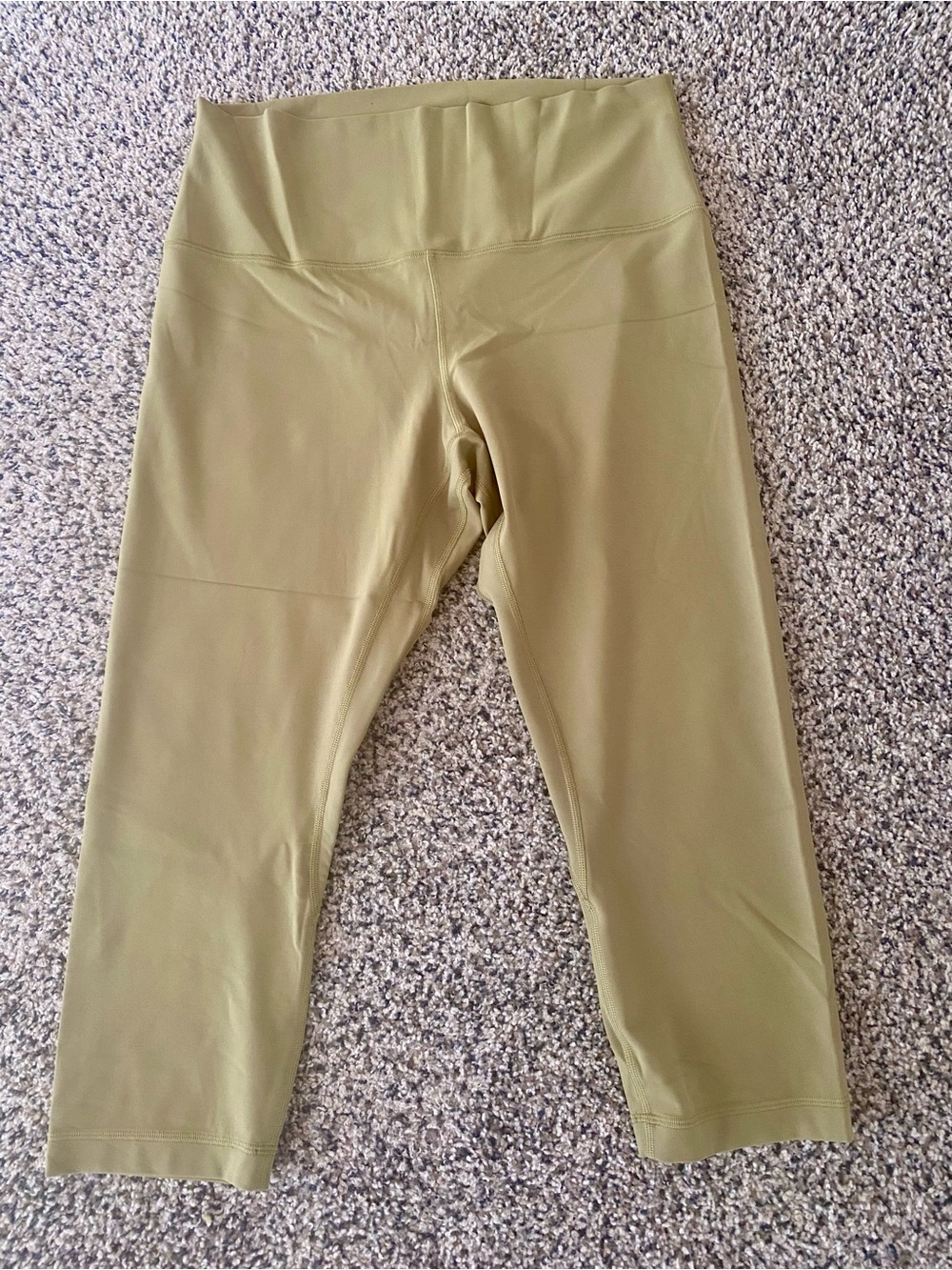 Lululemon Green Capri Leggings